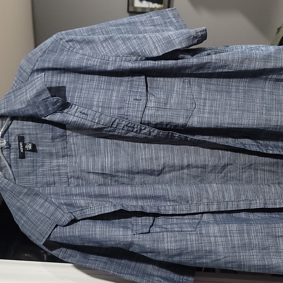 Men's Button Down Casual Shirt - Picture 2 of 4